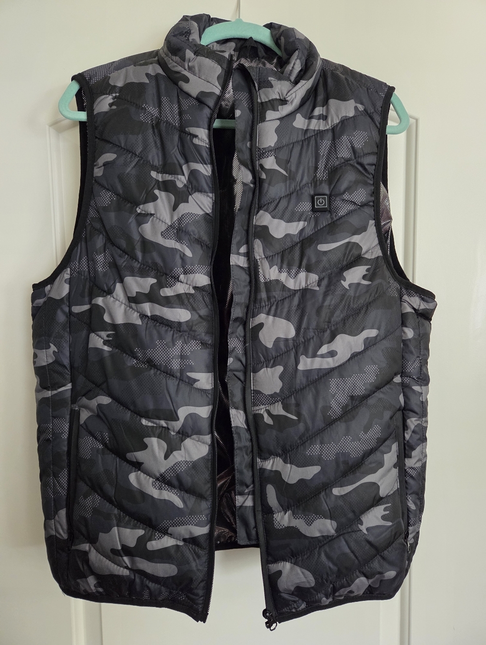 Gray & Black Camo Quilted Puffer Vest